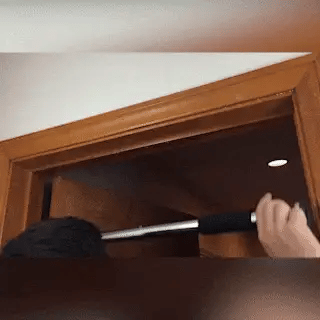 Adjustable Doorway Hanger